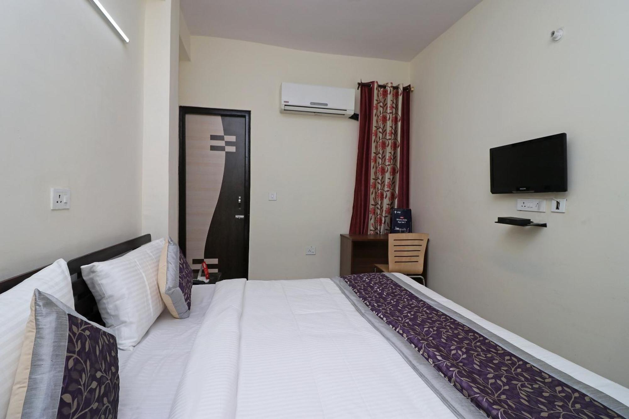 Oyo Triage Home Stay Noida Exterior foto
