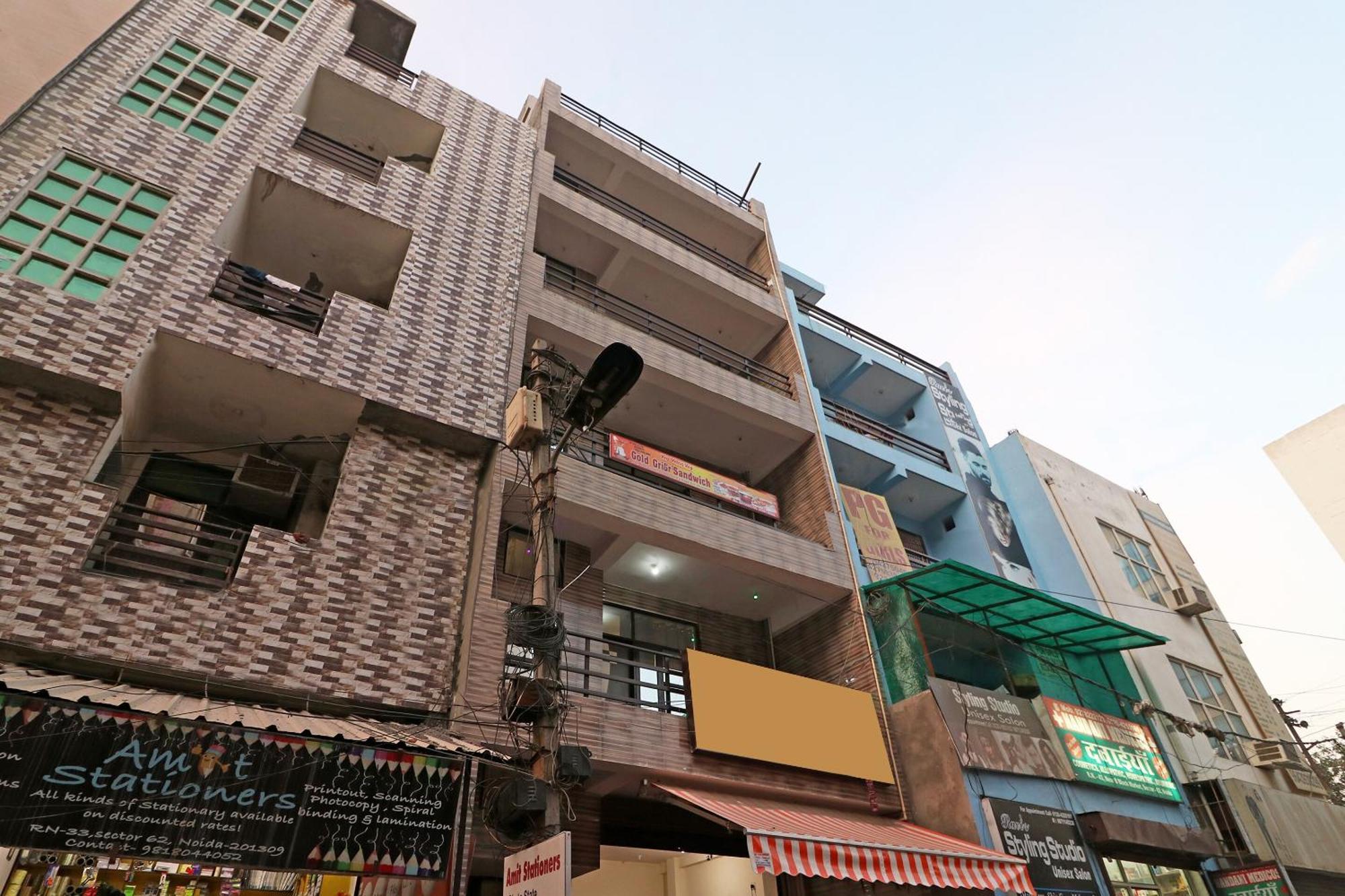 Oyo Triage Home Stay Noida Exterior foto